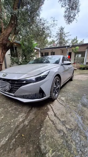 Hyundai Avante 2021