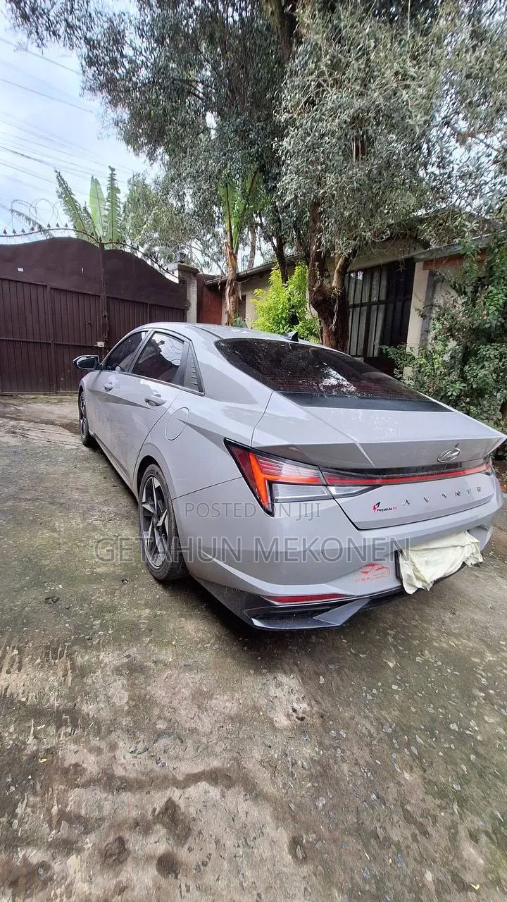 Hyundai Avante 2021
