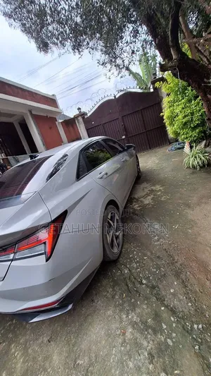 Hyundai Avante 2021