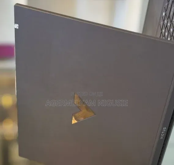 New Laptop HP Victus 16 16GB Intel Core i7 SSD 512GB