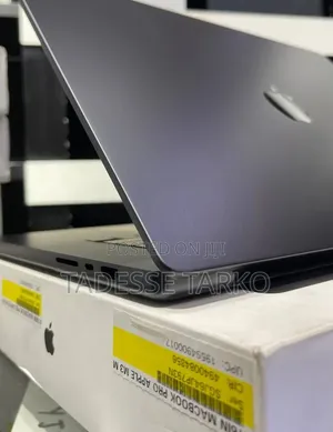New Laptop Apple MacBook Pro 2024 M4 Max 48GB Apple M4 Max SSD 2T