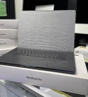 New Laptop Apple MacBook Pro 2024 M4 Max 48GB Apple M4 Max SSD 2T