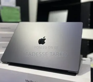 New Laptop Apple MacBook Pro 2024 M4 Max 48GB Apple M4 Max SSD 2T