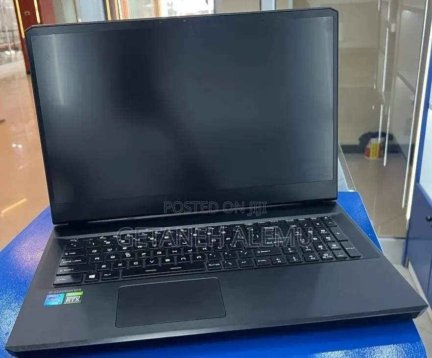 New Laptop MSI GP75 Leopard 16GB Intel Core i7 SSD 1T