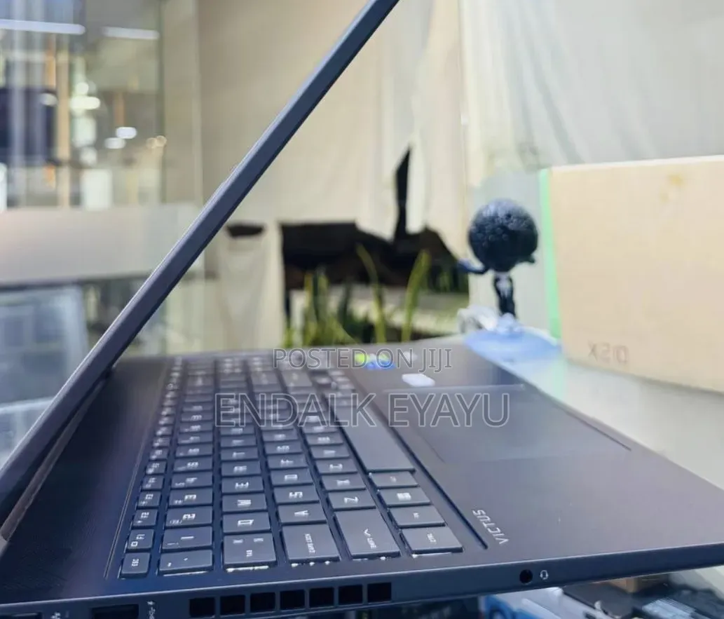 New Laptop HP Victus 16 16GB Intel Core i7 SSD 1T