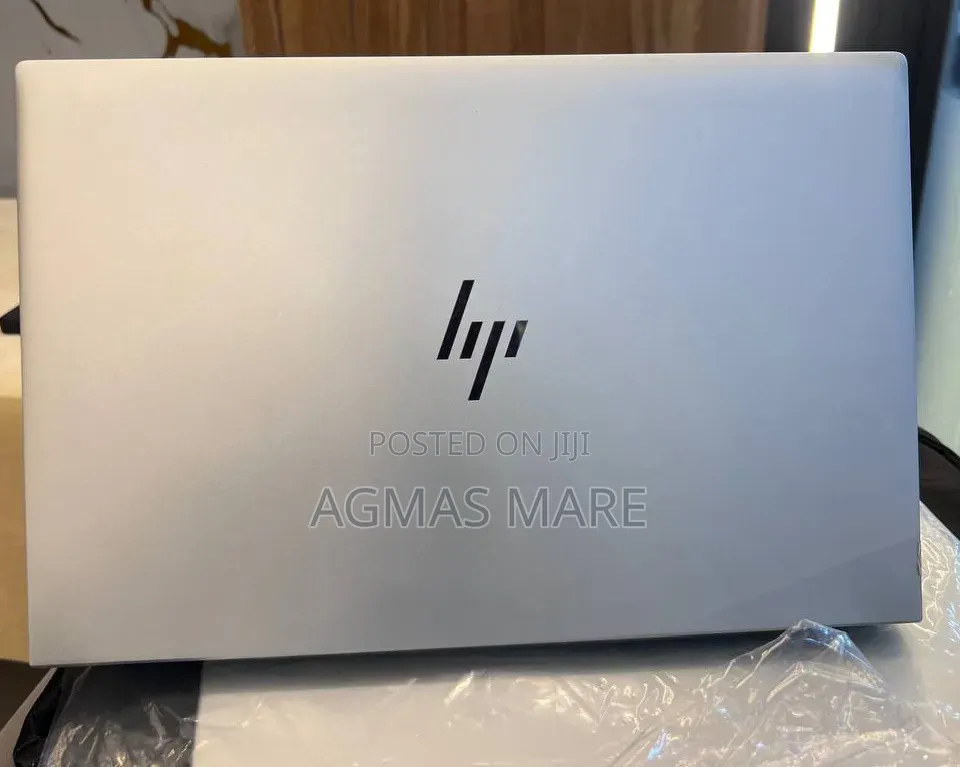 New Laptop HP EliteBook 840 8GB Intel Core i5 SSD 512GB