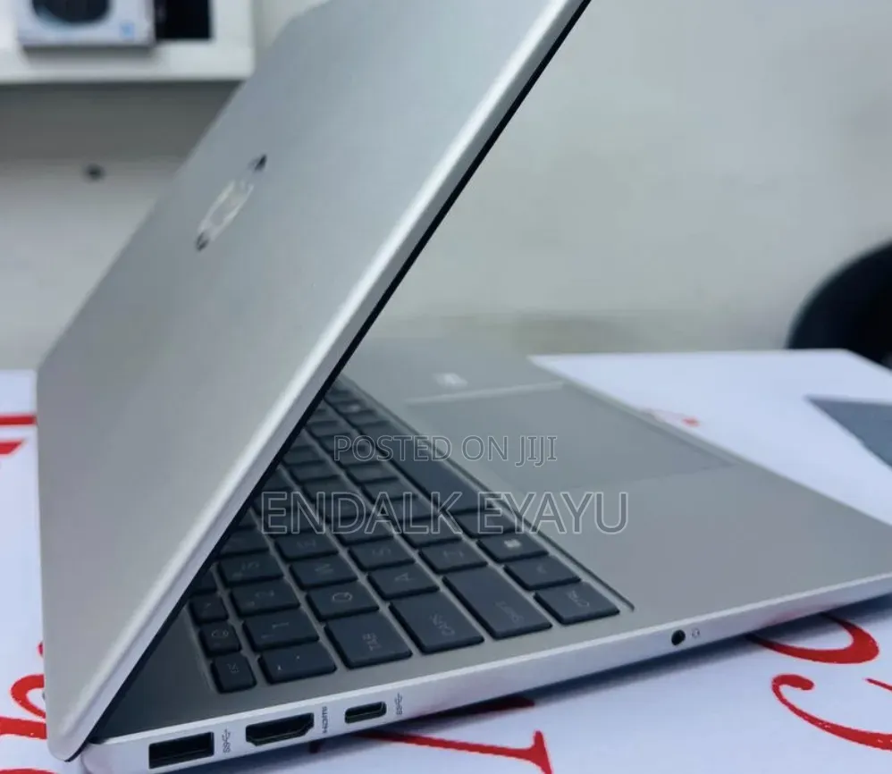 New Laptop HP Stream Notebook 16GB Intel Core i5 SSD 512GB