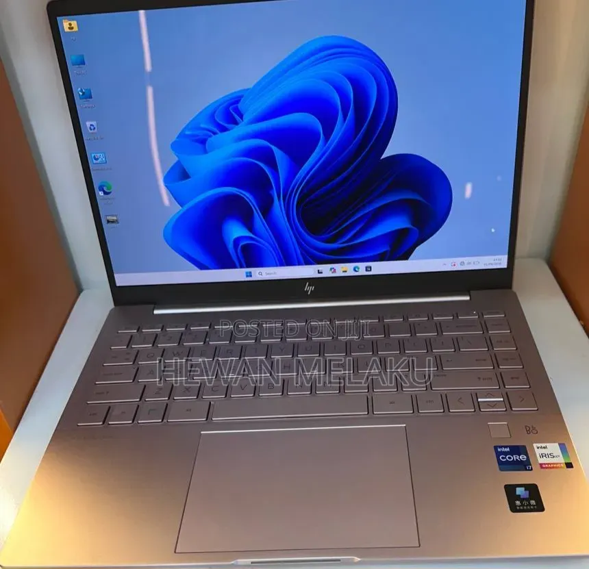 New Laptop HP Pavilion 14 16GB Intel Core i7 SSD 1T