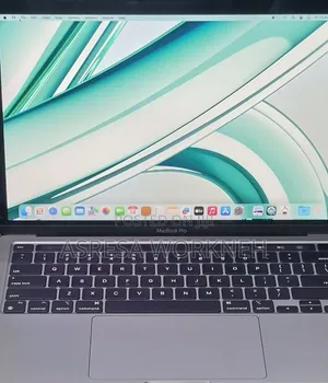 New Laptop Apple MacBook Pro 2022 M2 8GB Apple M2 SSD 256GB