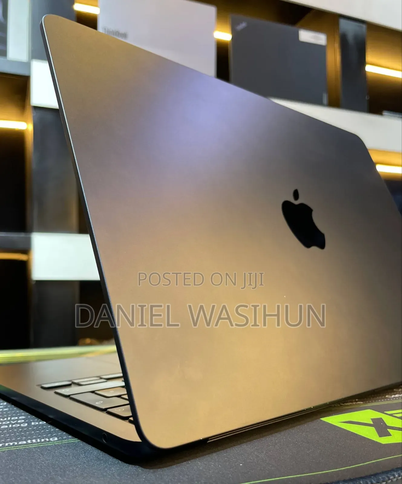New Laptop Apple MacBook Air 2022 M2 8GB Apple M2 SSD 512GB