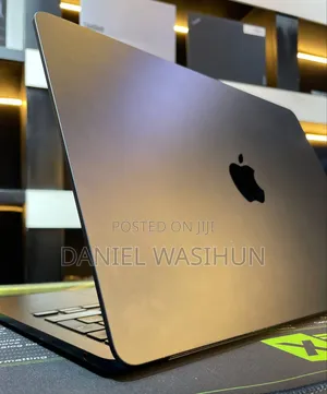 New Laptop Apple MacBook Air 2022 M2 8GB Apple M2 SSD 512GB