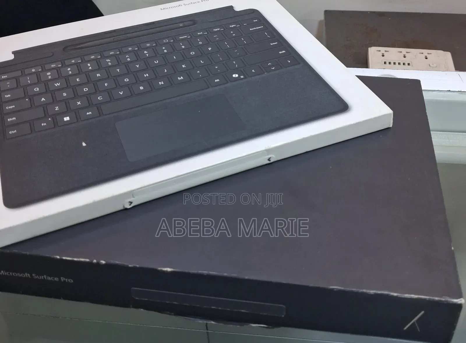 New Microsoft Surface Pro 11th Edition, a Copilot+ PC 16GB SSD 512GB