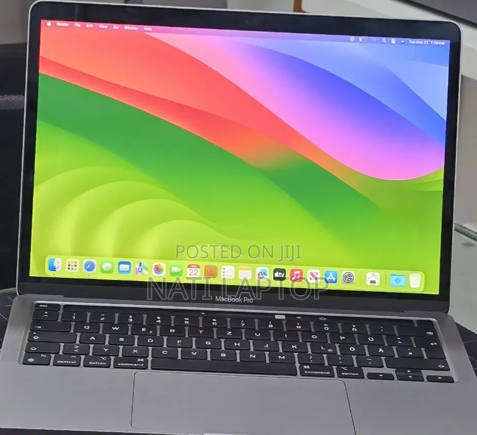 New Laptop Apple MacBook Pro 2021 M1 8GB Apple M1 Pro SSD 256GB