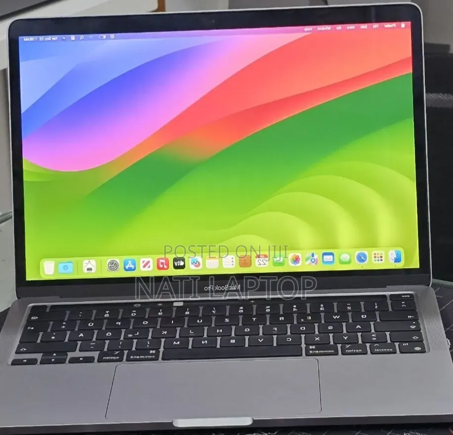 New Laptop Apple MacBook Pro 2021 M1 8GB Apple M1 Pro SSD 256GB