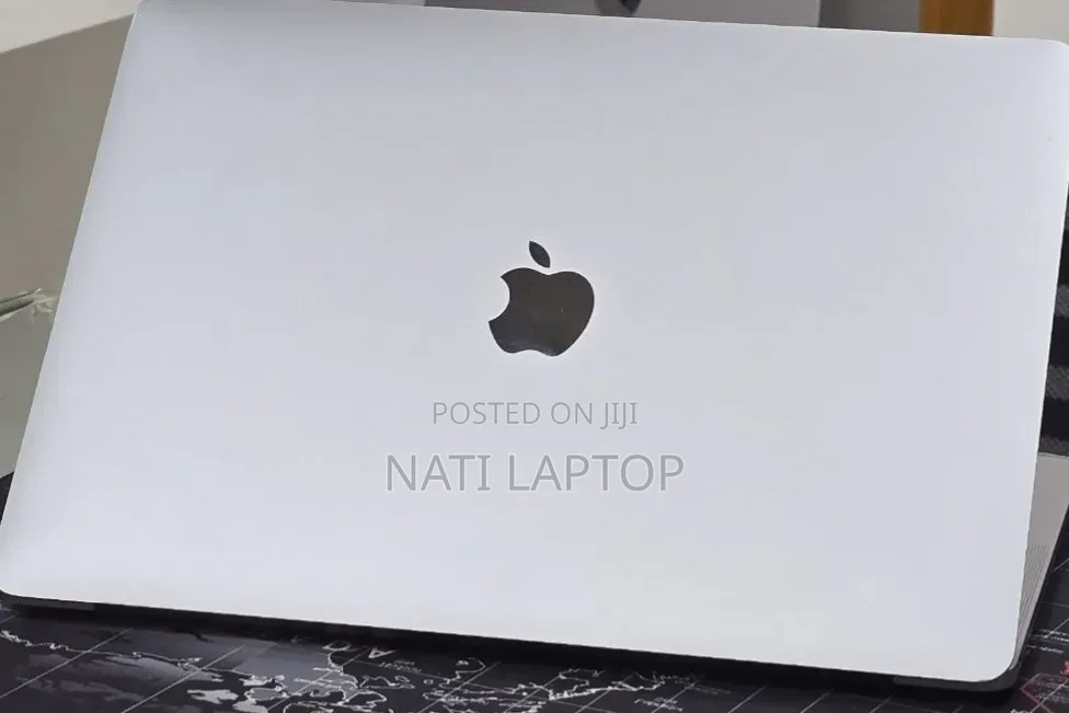 New Laptop Apple MacBook Pro 2021 M1 8GB Apple M1 Pro SSD 256GB