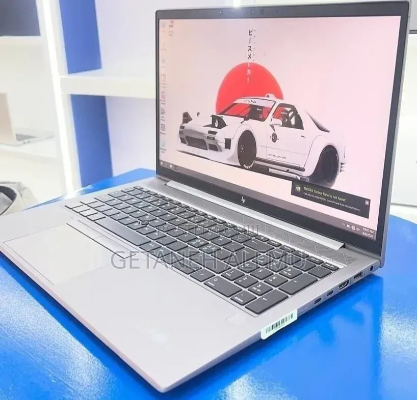 New Laptop HP ZBook Studio G8 16GB Intel Core i7 SSD 512GB