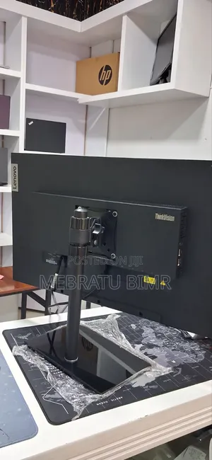 Lenovo Thinkvision Frameless Monitor