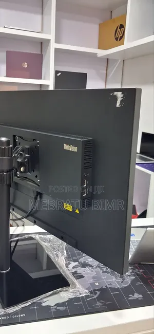 Lenovo Thinkvision Frameless Monitor