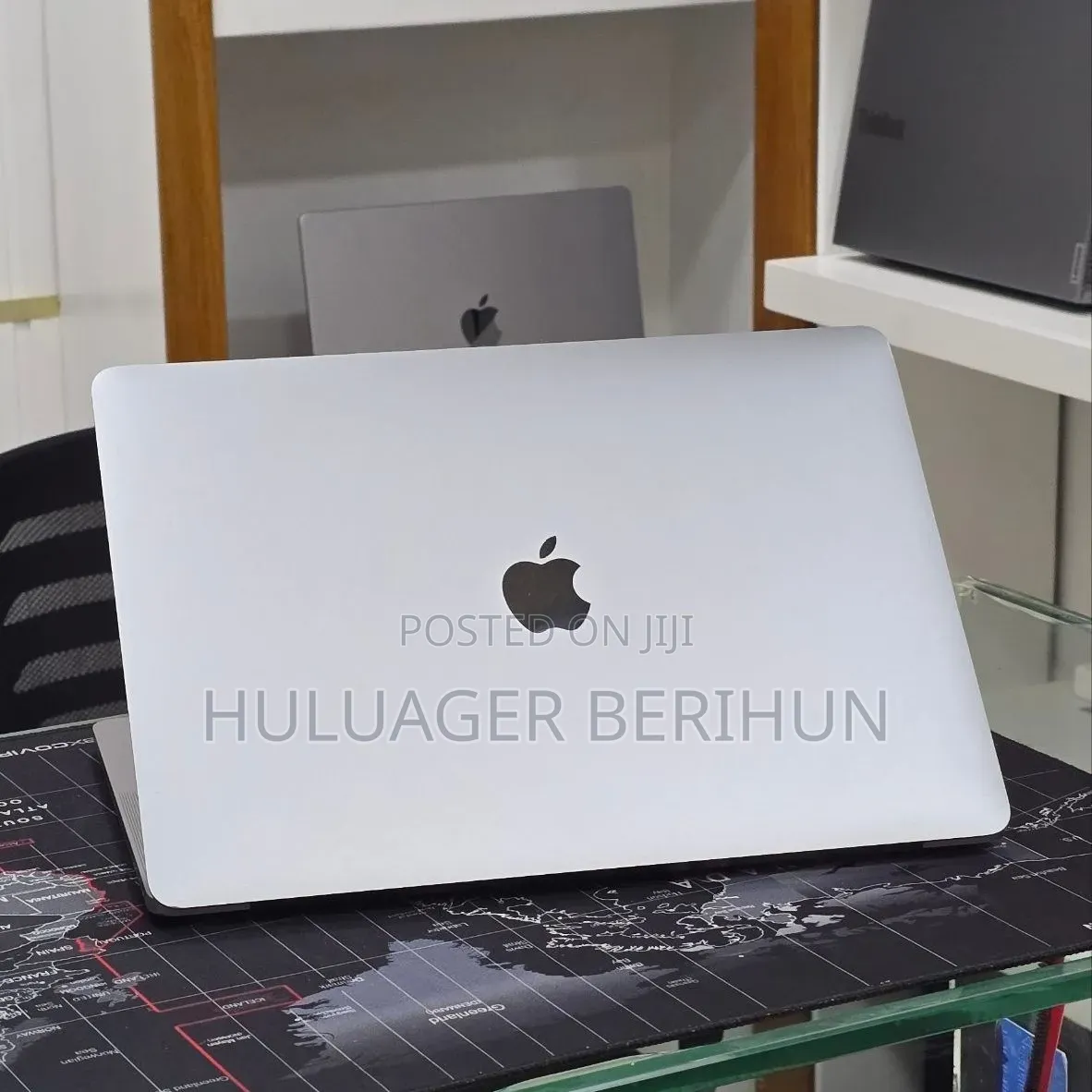 New Laptop Apple MacBook Pro 2020 M1 8GB Apple M1 SSD 256GB