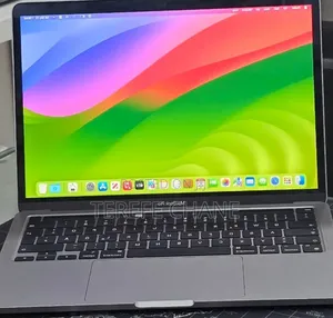 New Laptop Apple MacBook Pro 2020 M1 8GB Apple M1 Pro SSD 256GB