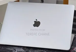 New Laptop Apple MacBook Pro 2020 M1 8GB Apple M1 Pro SSD 256GB