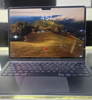 New Laptop Apple MacBook Air 2024 M3 8GB Intel SSD 256GB