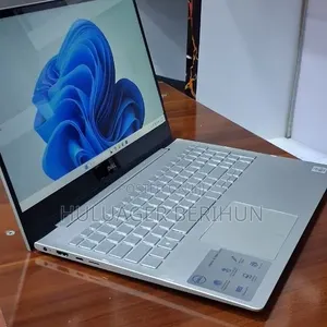 New Laptop Dell Inspiron 15 8GB Intel Core i5 SSD 256GB