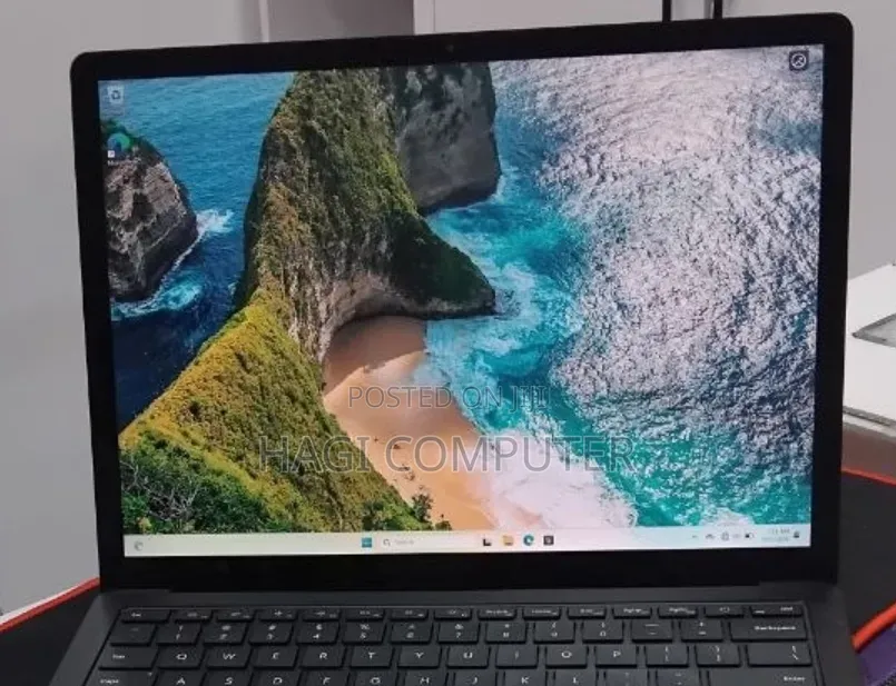 New Laptop Microsoft Surface Laptop 5 16GB Intel Core i7 SSD 256GB