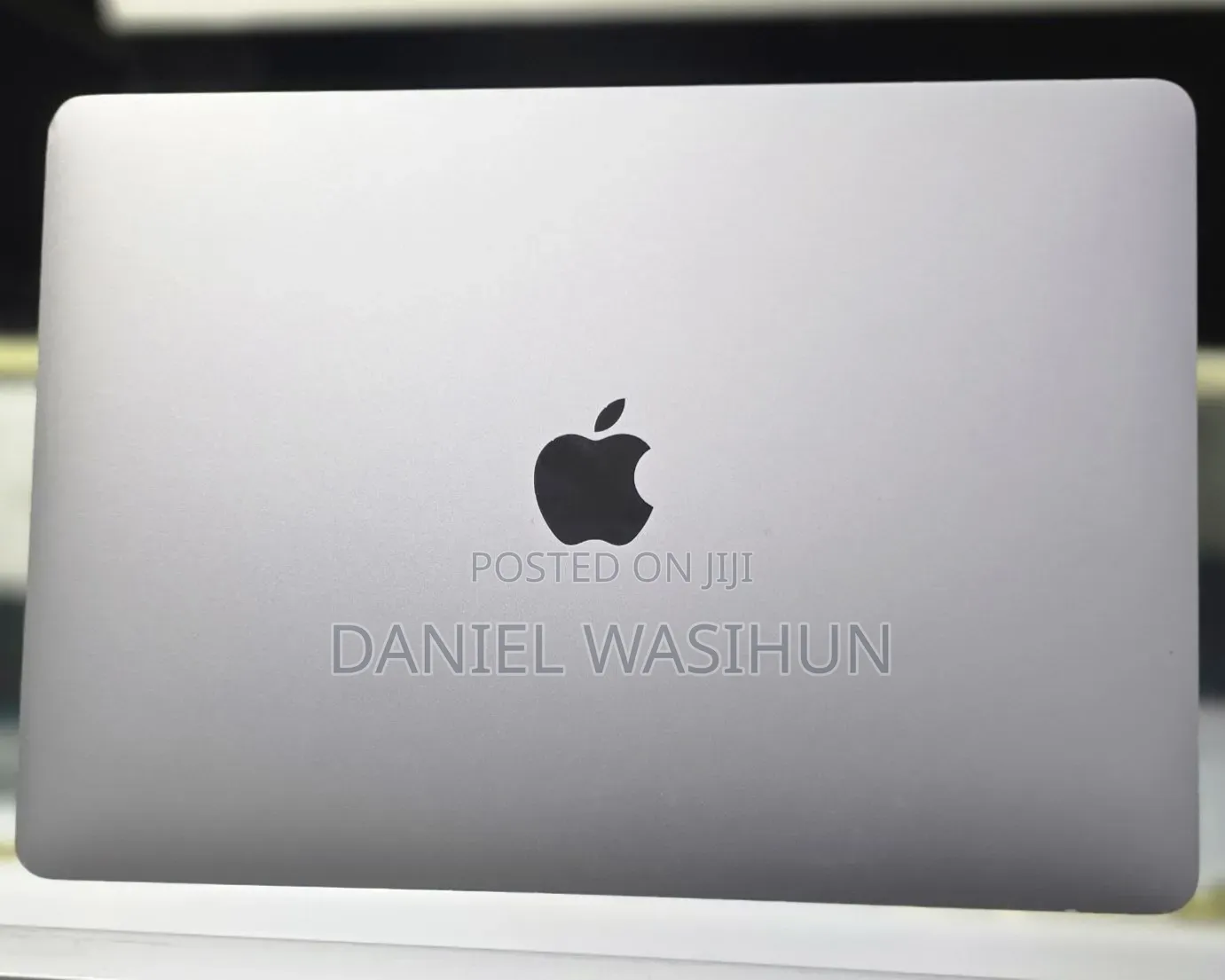 New Laptop Apple MacBook Air 2019 8GB Intel Core i5 SSD 128GB