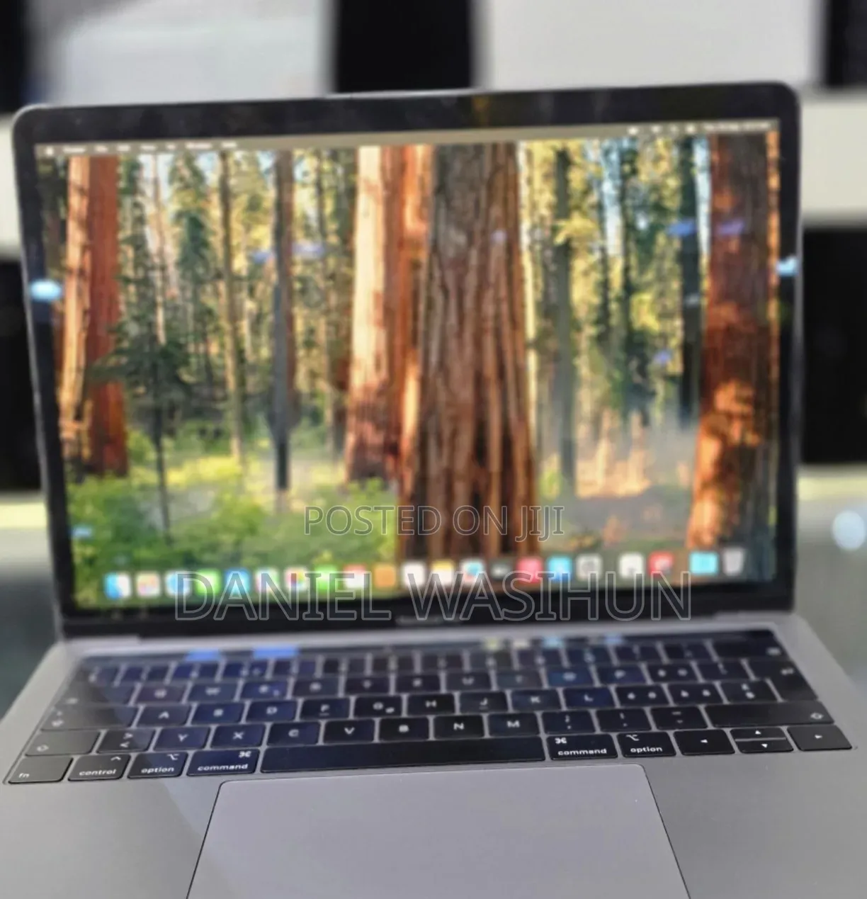 New Laptop Apple MacBook Air 2019 8GB Intel Core i5 SSD 128GB