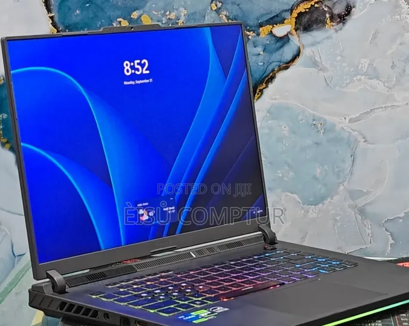 New Laptop Asus ROG Strix G16 G614 16GB Intel Core i7 SSD 1T