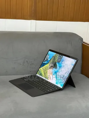 New Laptop Microsoft Surface Pro 9 8GB Intel Core i5 SSD 256GB