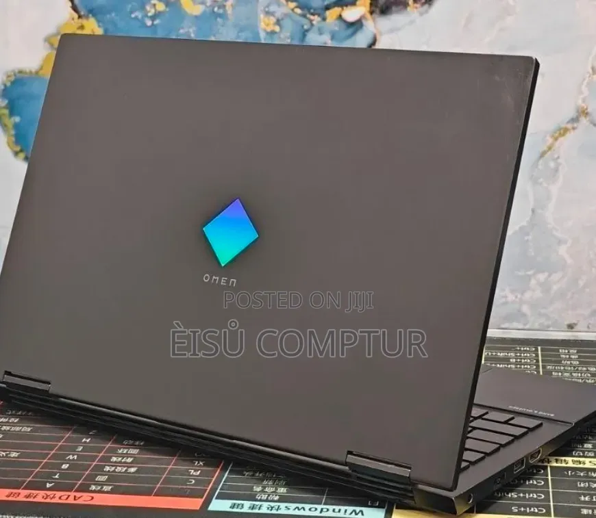 New Laptop HP Omen 15 16GB Intel Core i7 SSD 512GB