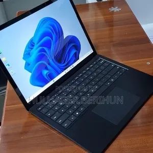 New Laptop Microsoft Surface Laptop 3 16GB Intel Core i7 SSD 256GB