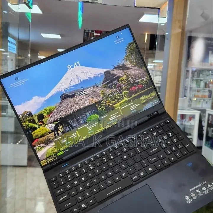 New Laptop Acer Predator Helios Neo 16 32GB Intel Core i9 SSD 1T