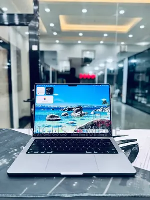 New Laptop Apple MacBook Pro 2021 M1 16GB Intel Core i7 SSD 512GB