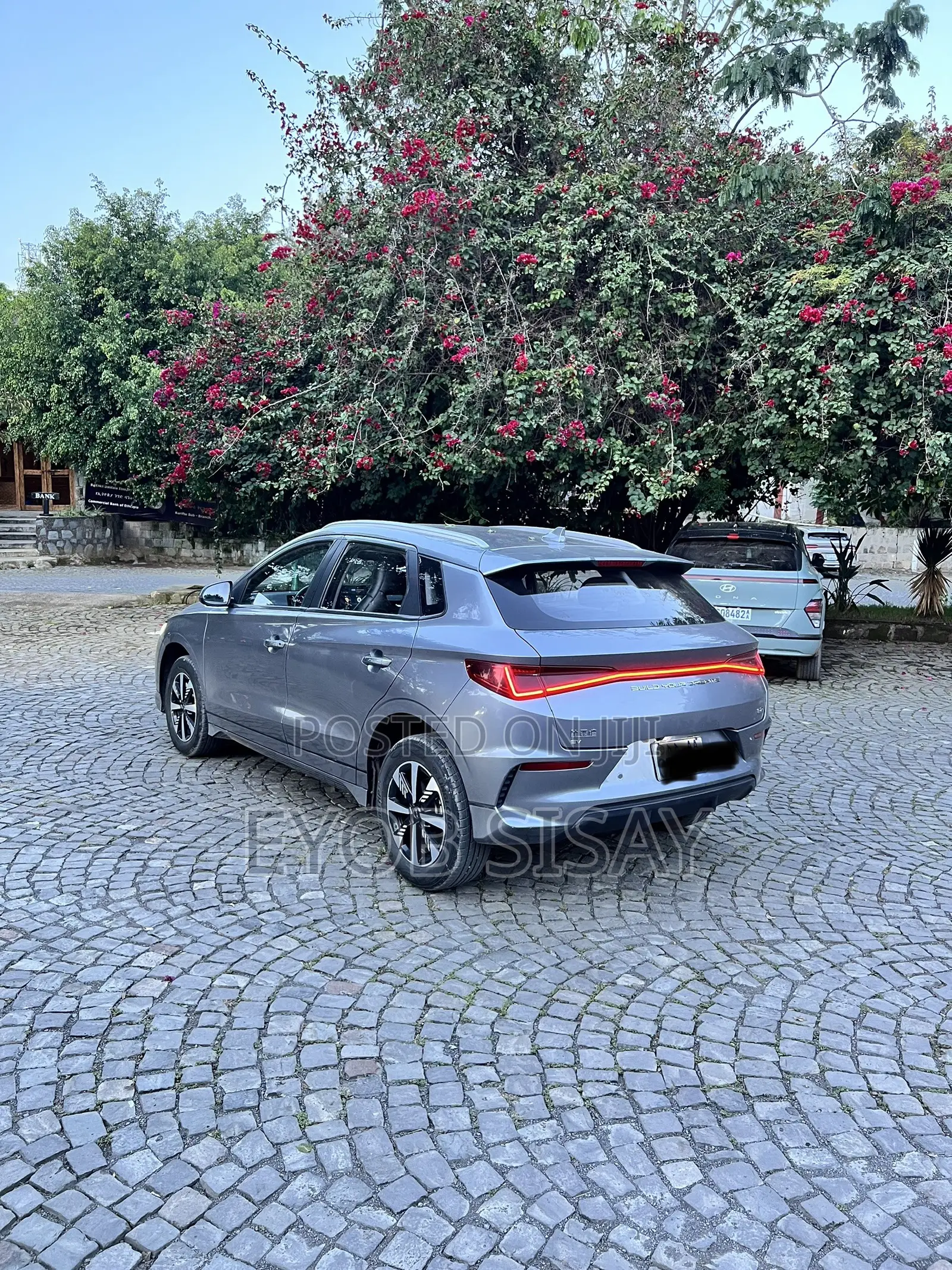 BYD E2 43 kWh 94 hp FWD 2024 Gray