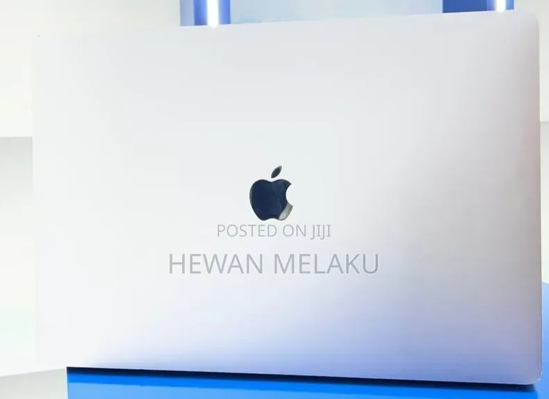 New Laptop Apple MacBook Pro 2019 32GB Intel Core i9 SSD 1T