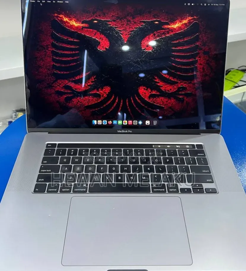 New Laptop Apple MacBook Pro 2019 32GB Intel Core i9 SSD 1T