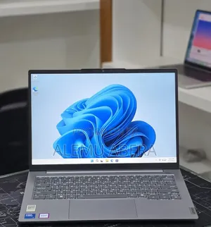 New Laptop Lenovo Thinkbook 14 16GB Intel Core Ultra 5 SSD 512GB