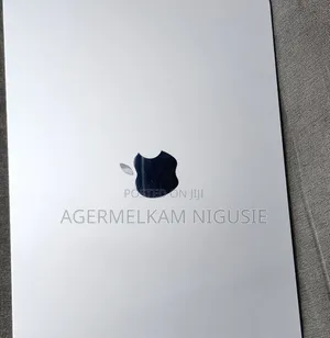 New Laptop Apple MacBook Air 2025 M4 16GB Intel Core i5 SSD 512GB