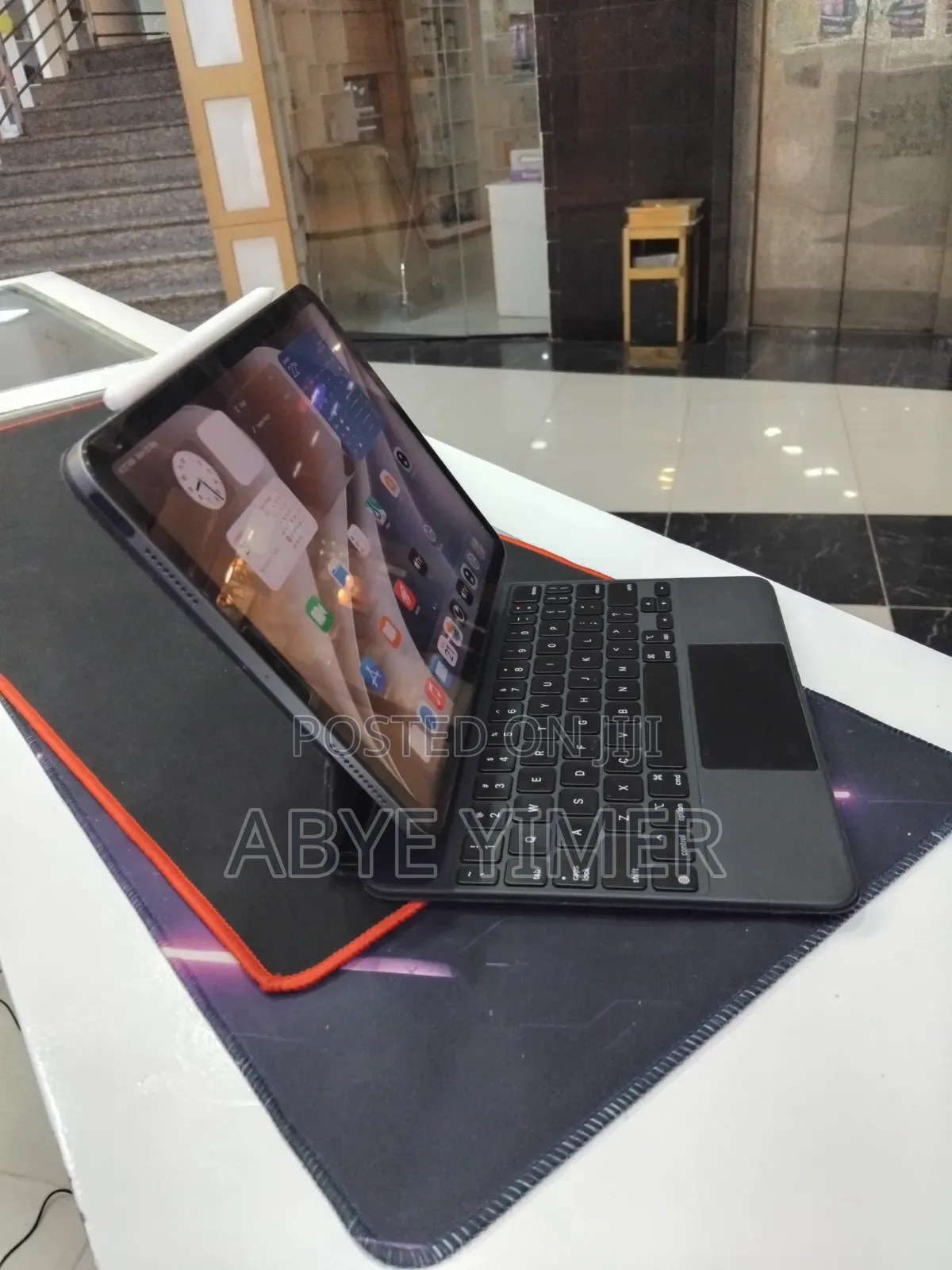 New Apple iPad Air (2022) 256 GB