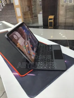 New Apple iPad Air (2022) 256 GB