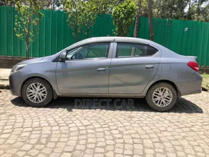 Mitsubishi Attrage 2022 Silver