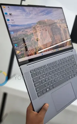 New Laptop Lenovo Yoga 7 15ITL5 32GB Intel Core Ultra 7 SSD 1T