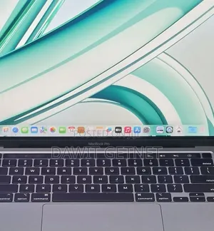 New Laptop Apple MacBook Pro 2022 M2 8GB Apple M2 SSD 256GB