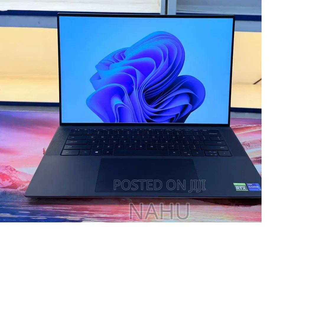 New Laptop Dell Precision 5560 16GB Intel Core i9 SSD 512GB