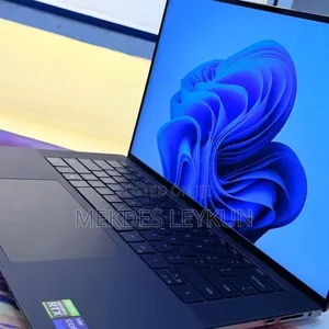 New Laptop Dell Precision 5560 16GB Intel Core i9 SSD 512GB