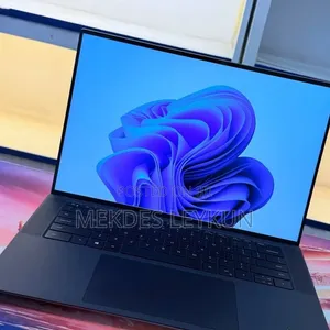 New Laptop Dell Precision 5560 16GB Intel Core i9 SSD 512GB
