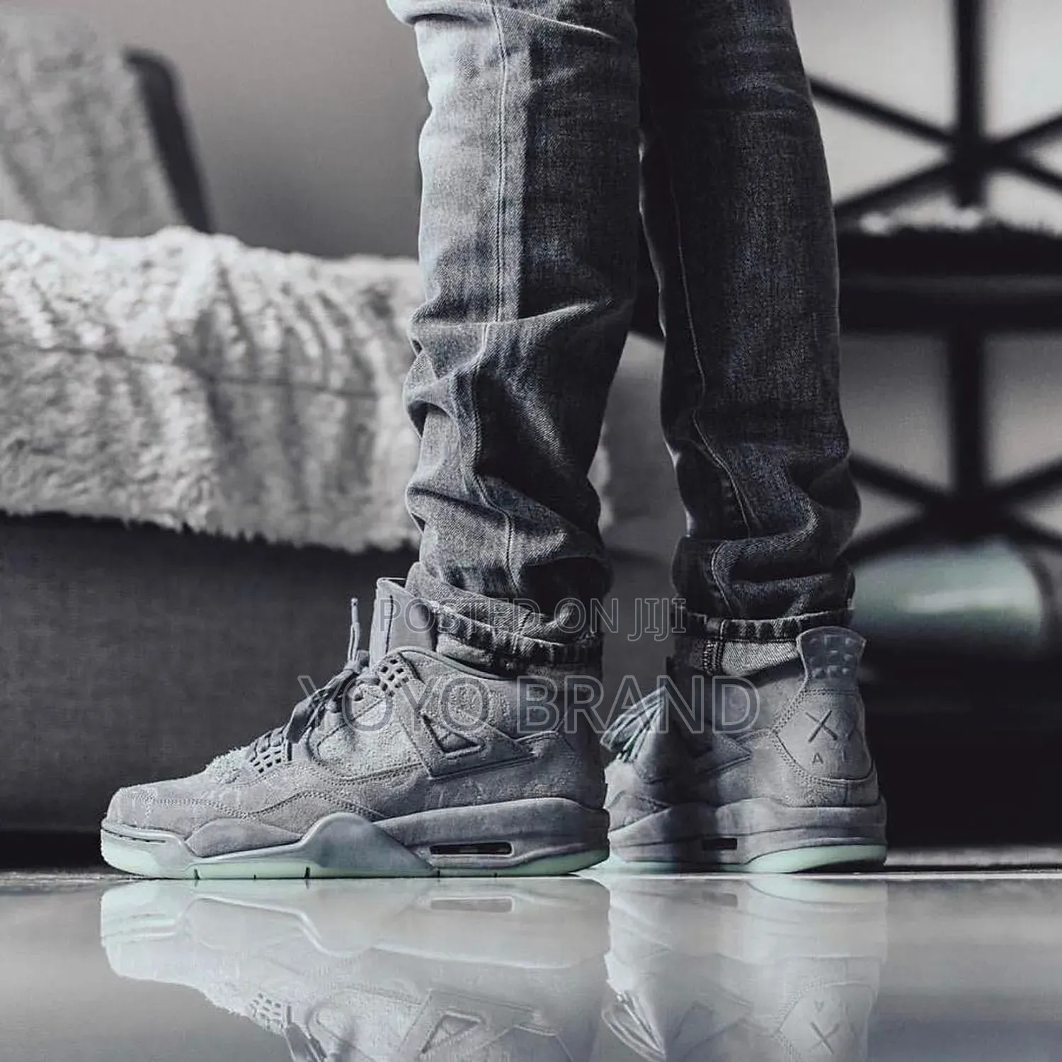 Nike Air Jordan 4 Retro X KAWS 'Cool Grey'